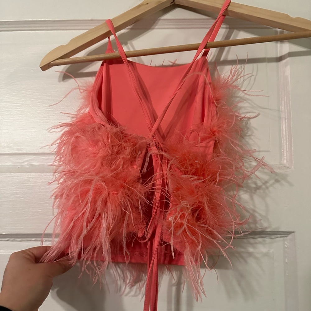NastyGal Feather Halter Neck Crop Top in Women’s Size 8 - Picture 5 of 6